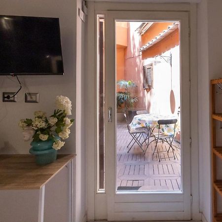 Rione Monti Studio Apt With Private Garden 로마 외부 사진