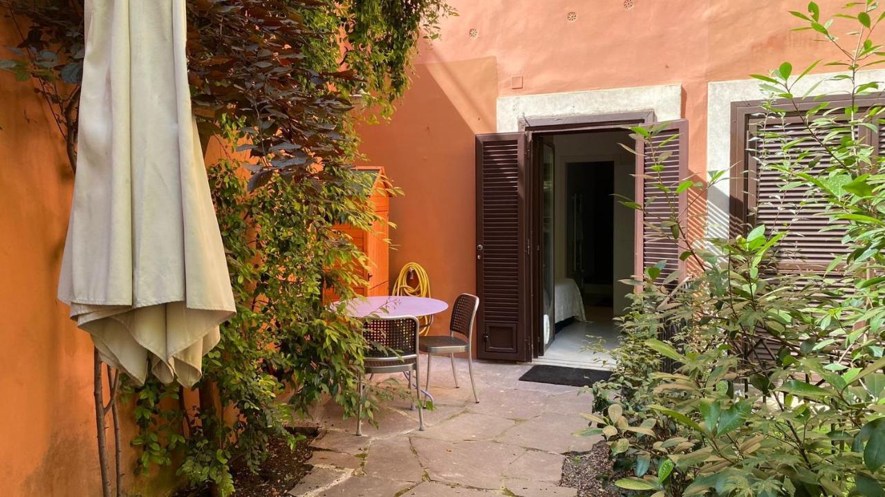 Rione Monti Studio Apt With Private Garden 로마 외부 사진