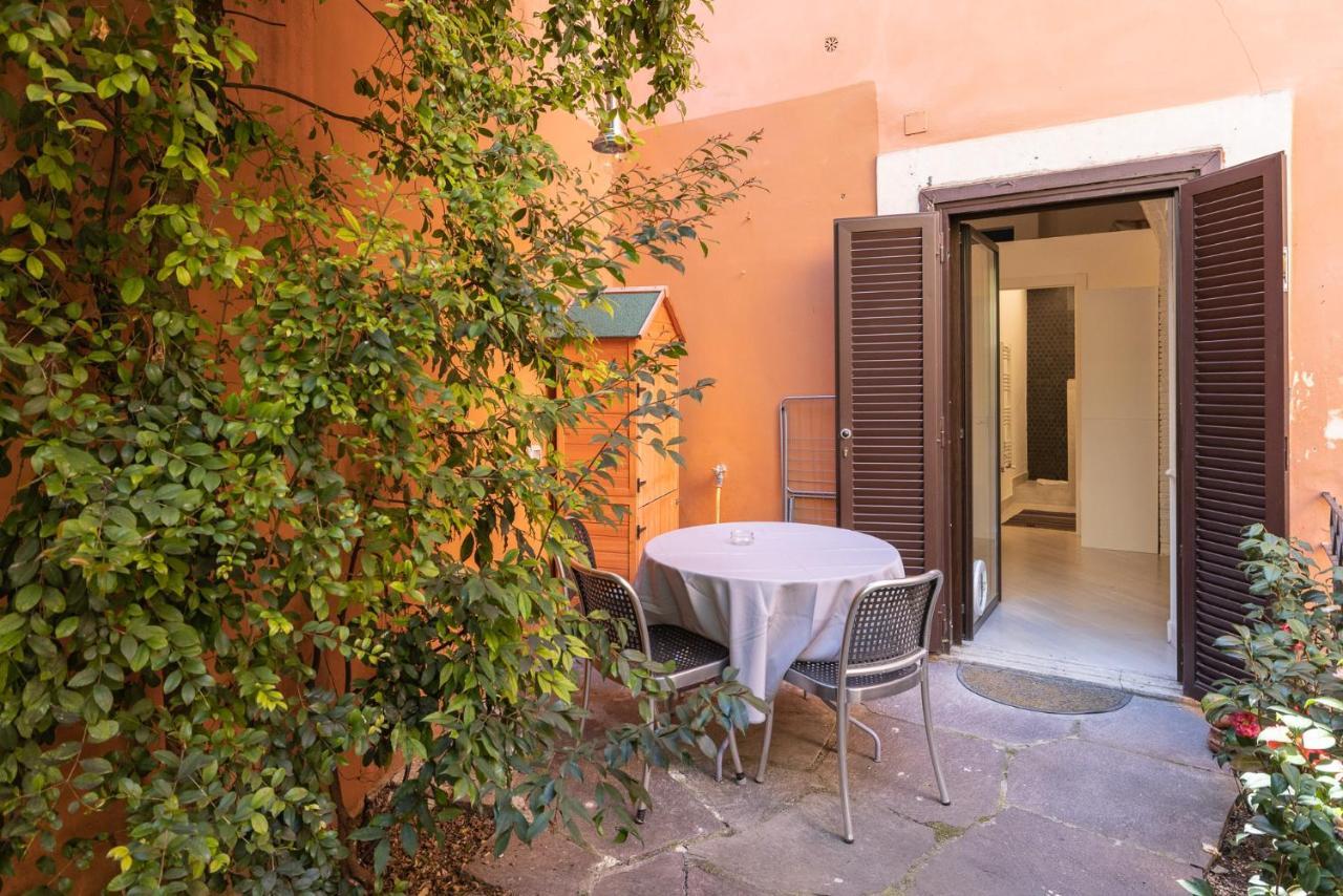 Rione Monti Studio Apt With Private Garden 로마 외부 사진