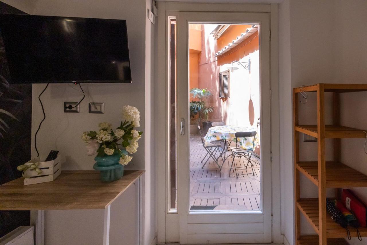 Rione Monti Studio Apt With Private Garden 로마 외부 사진